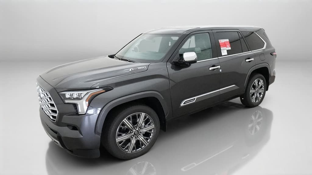 2026 Toyota Sequoia Capstone — photo 1 of 17