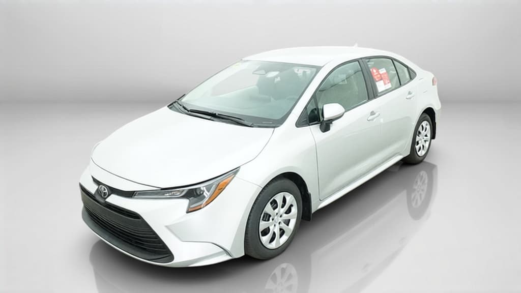 2027 Toyota Corolla LE — photo 1 of 17