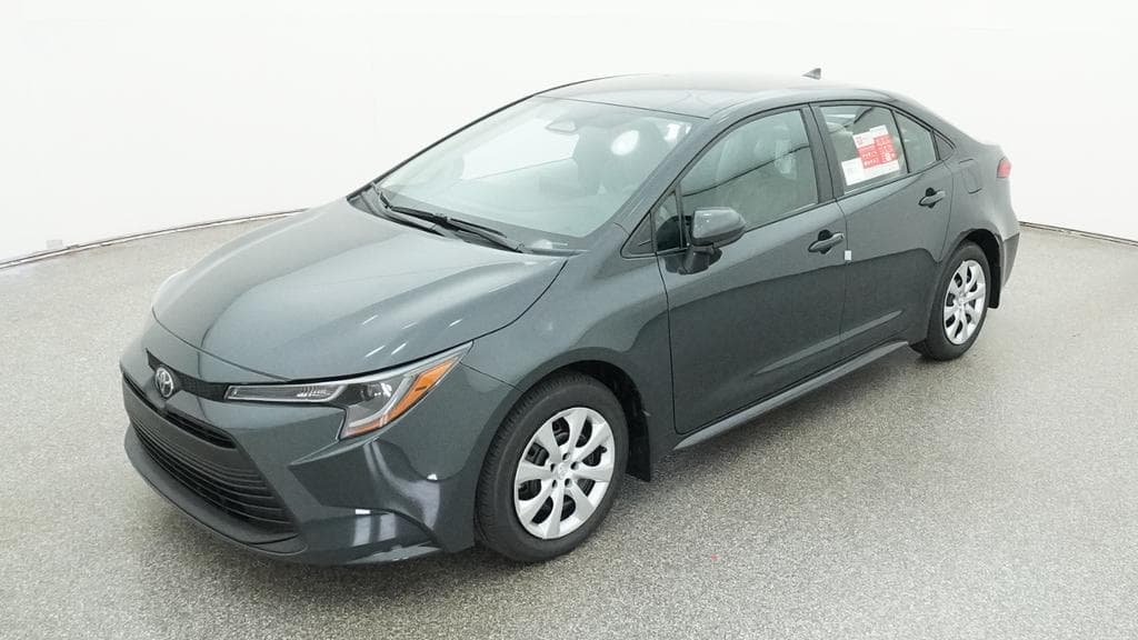 2026 Toyota Corolla LE — photo 1 of 33