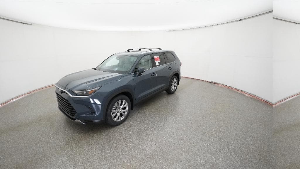 2026 Toyota Grand Highlander Base — photo 1 of 33