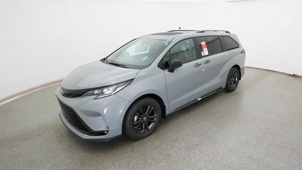 2026 Toyota Sienna XSE — photo 1 of 33