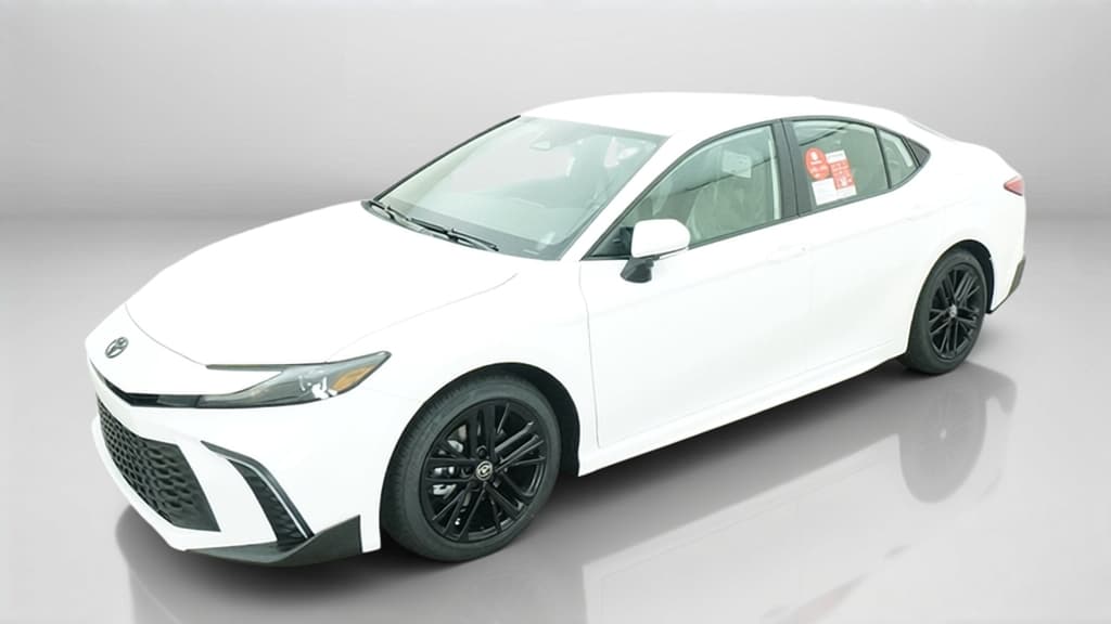 2027 Toyota Camry SE — photo 1 of 17
