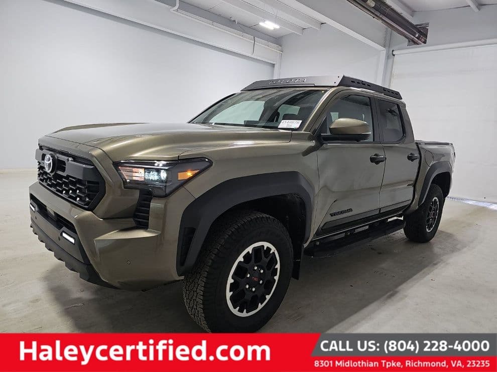 2024 Toyota Tacoma TRD Off-Road — photo 1 of 6