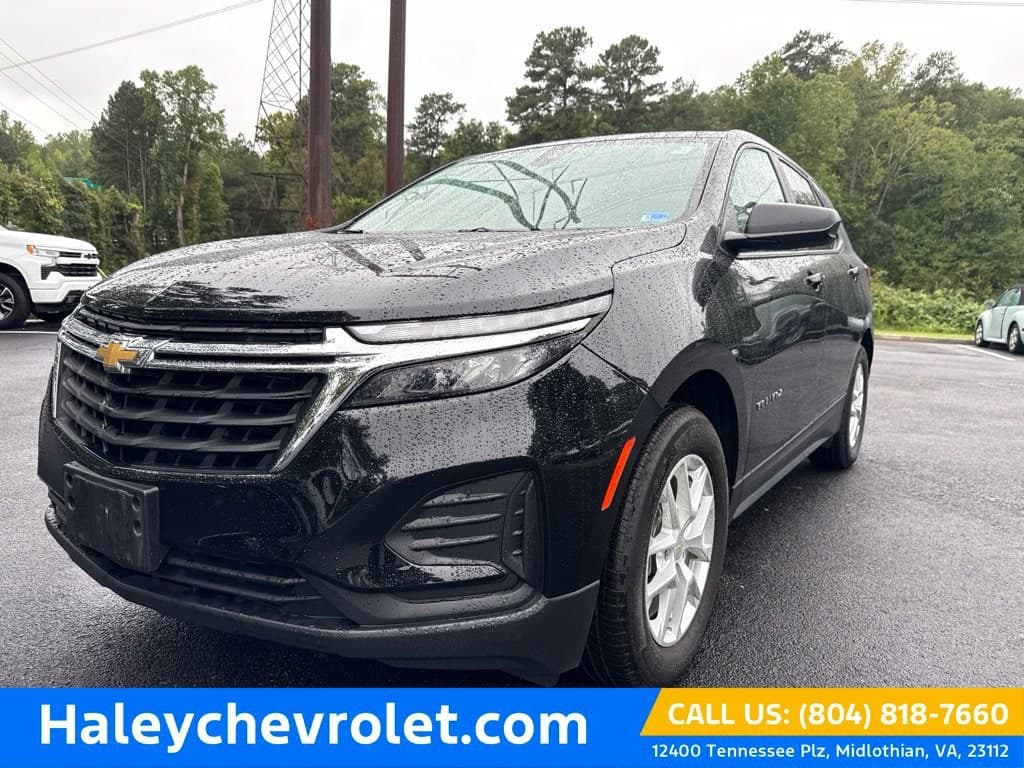 2024 Chevrolet Equinox LS — photo 1 of 13