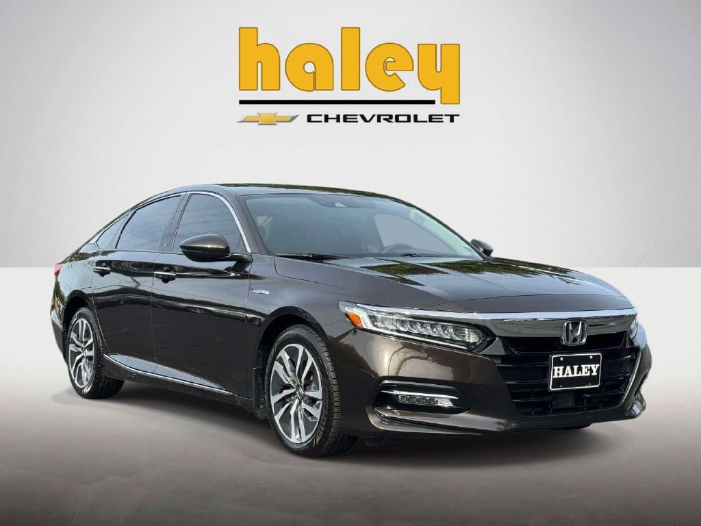 2018 Honda Accord Hybrid Touring — photo 1 of 29