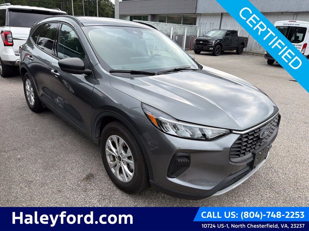 2025 Ford Escape Active — photo 1 of 4