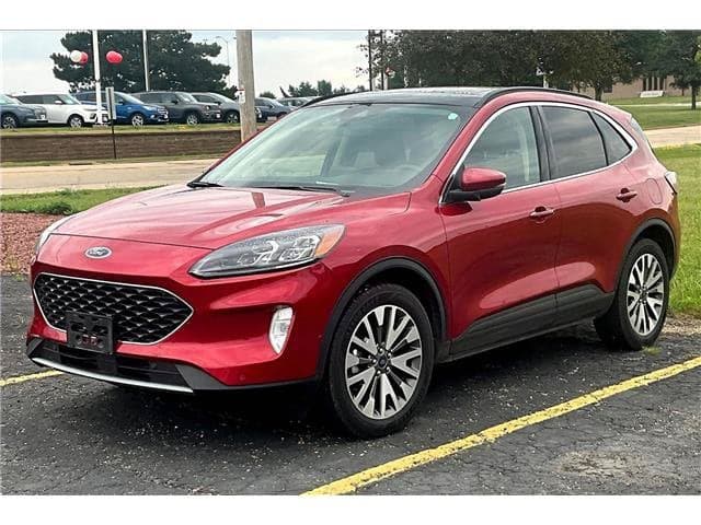 2020 Ford Escape Titanium — photo 1 of 3