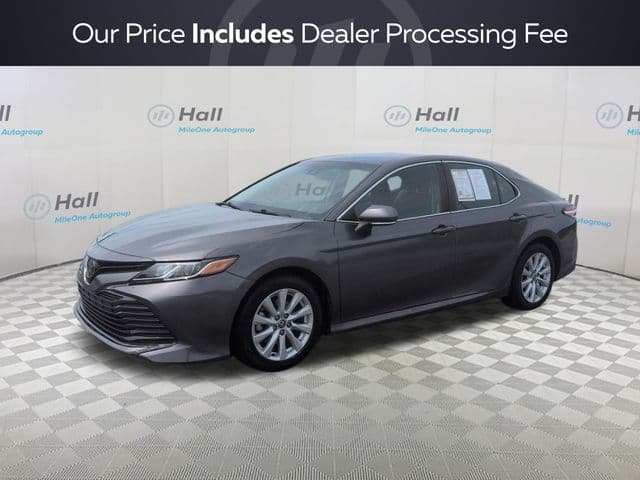 2020 Toyota Camry LE — photo 1 of 22