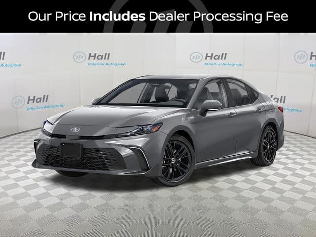 2025 Toyota Camry SE — photo 1 of 4