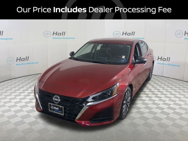 2024 Nissan Altima 2.5 SV — photo 1 of 30