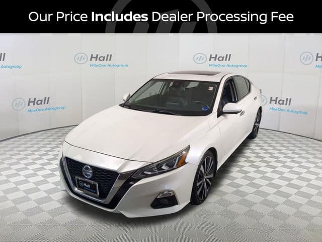 2020 Nissan Altima 2.0 Platinum — photo 1 of 32