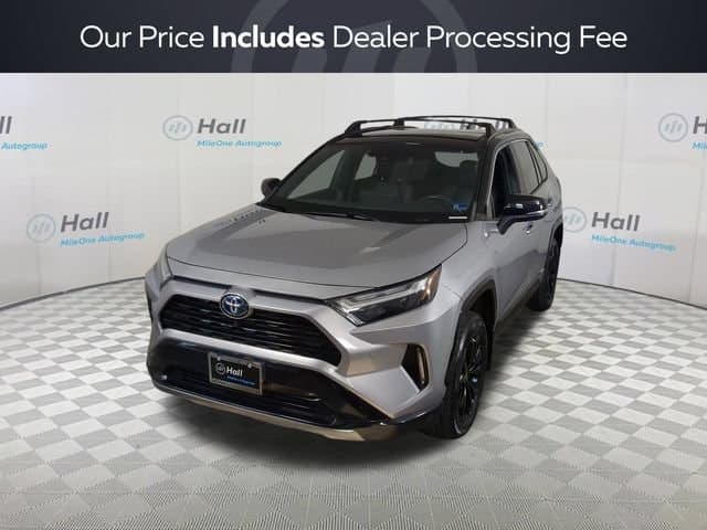 2022 Toyota RAV4 Hybrid XSE — photo 1 of 32