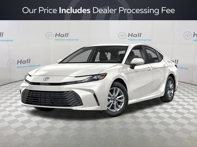 2026 Toyota Camry LE — photo 1 of 4