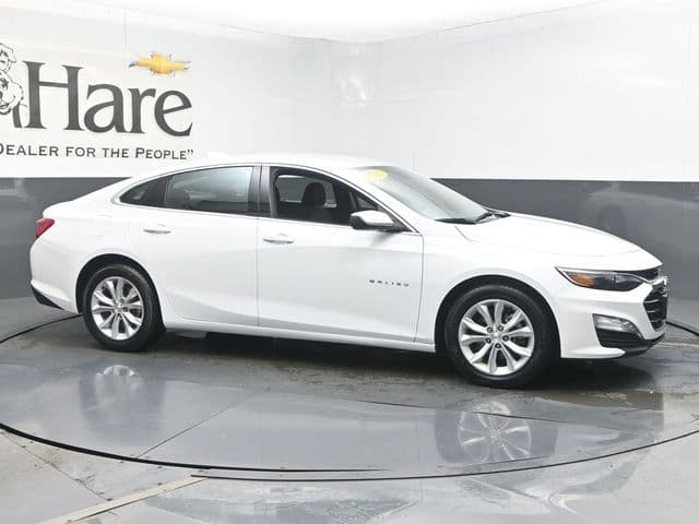 2025 Chevrolet Malibu 1LT — photo 1 of 58