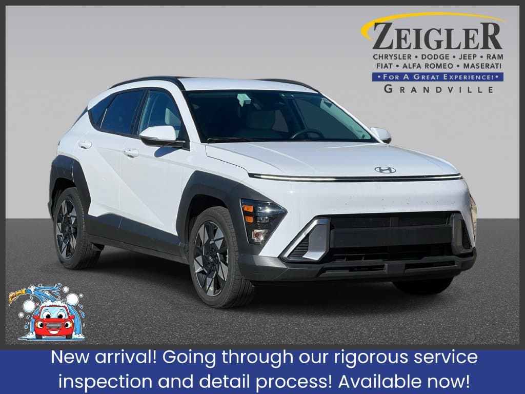 2025 Hyundai Kona SEL — photo 1 of 17