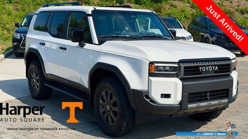 2025 Toyota Land Cruiser Base — photo 1 of 32