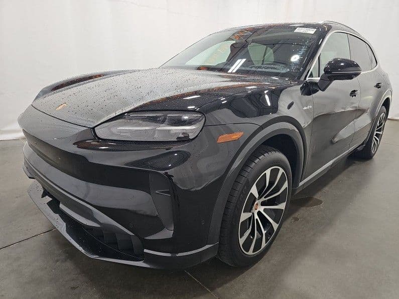 2026 Porsche Cayenne Base — photo 1 of 15