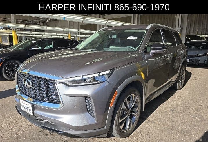2023 INFINITI QX60 LUXE — photo 1 of 10