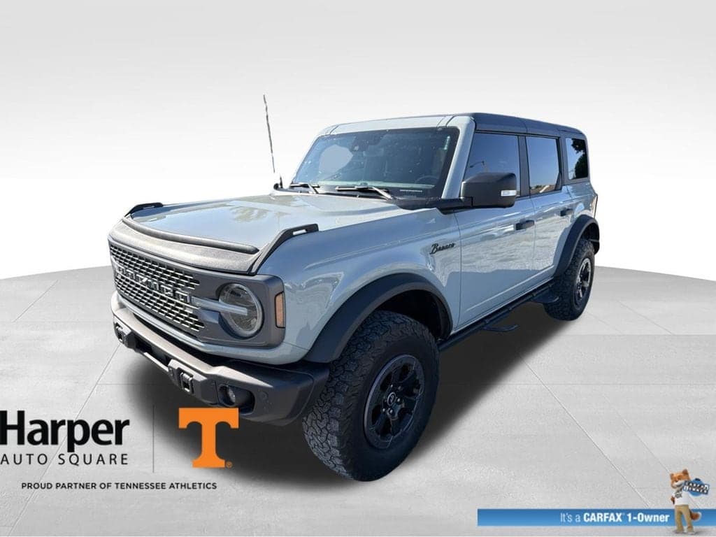 2022 Ford Bronco Base — photo 1 of 20