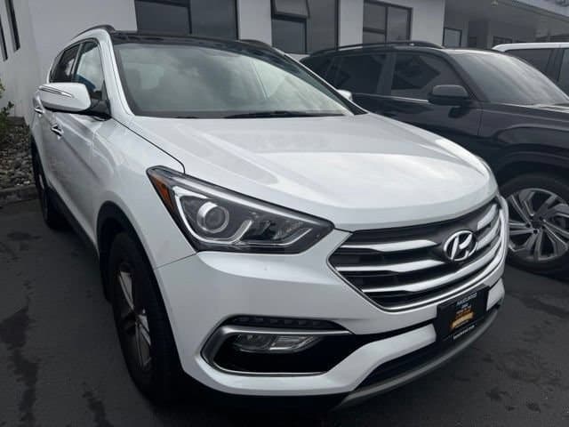 2018 Hyundai Santa Fe Sport 2.4L — photo 1 of 6