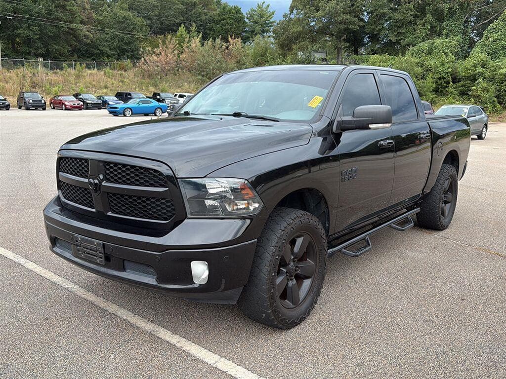 2018 RAM 1500 Big Horn — photo 1 of 11