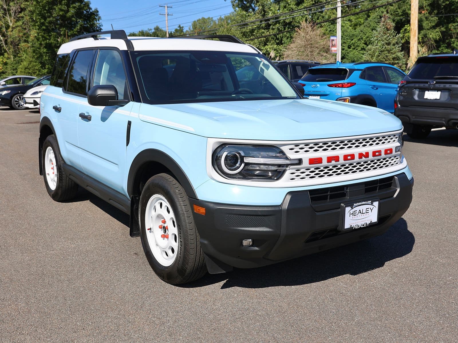 2025 Ford Bronco Sport Heritage — photo 1 of 34