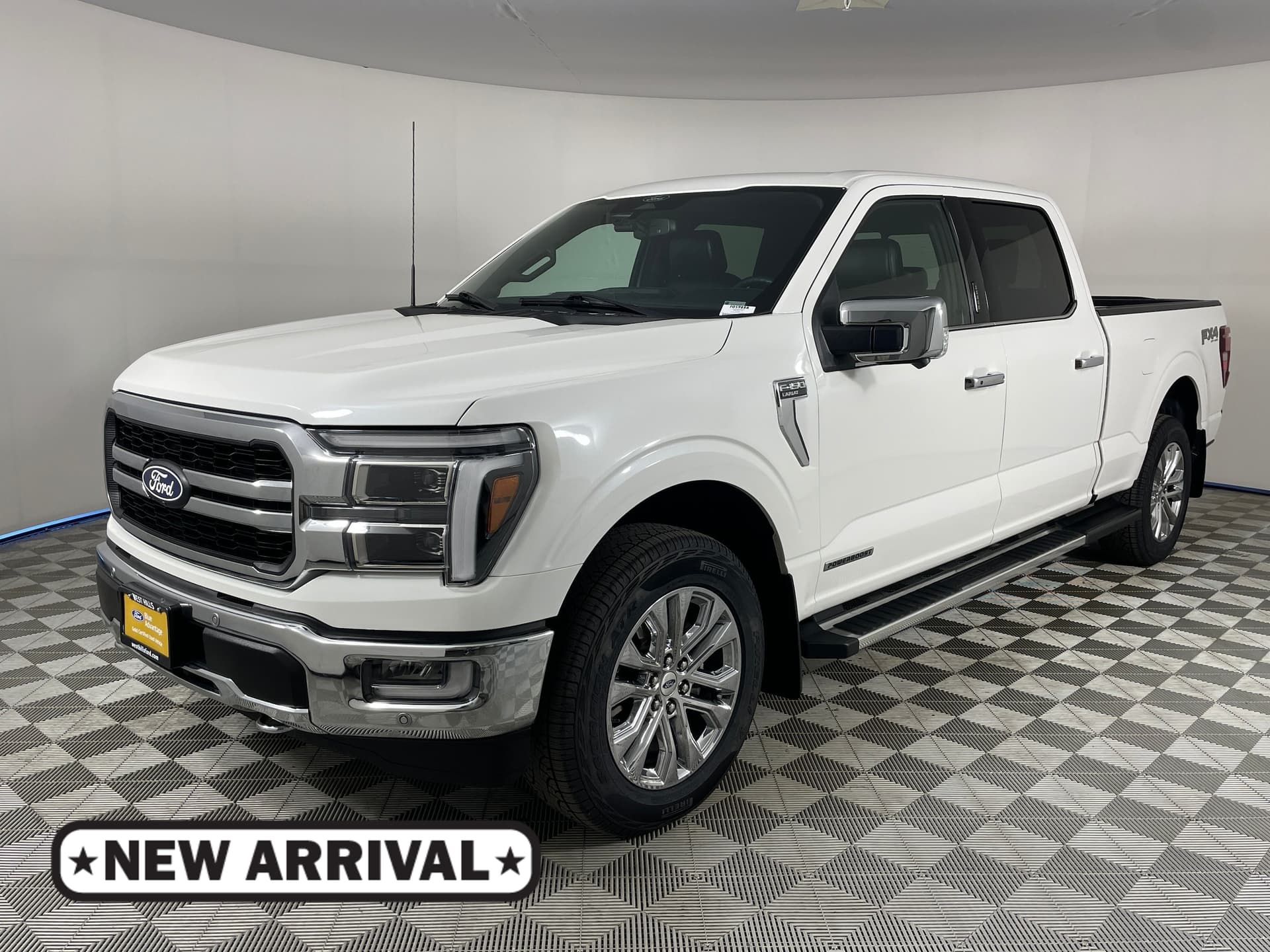 2024 Ford F-150 Lariat — photo 1 of 29