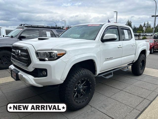 2016 Toyota Tacoma Base — photo 1 of 8