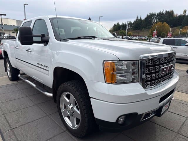 2013 GMC Sierra 2500HD Denali — photo 1 of 8