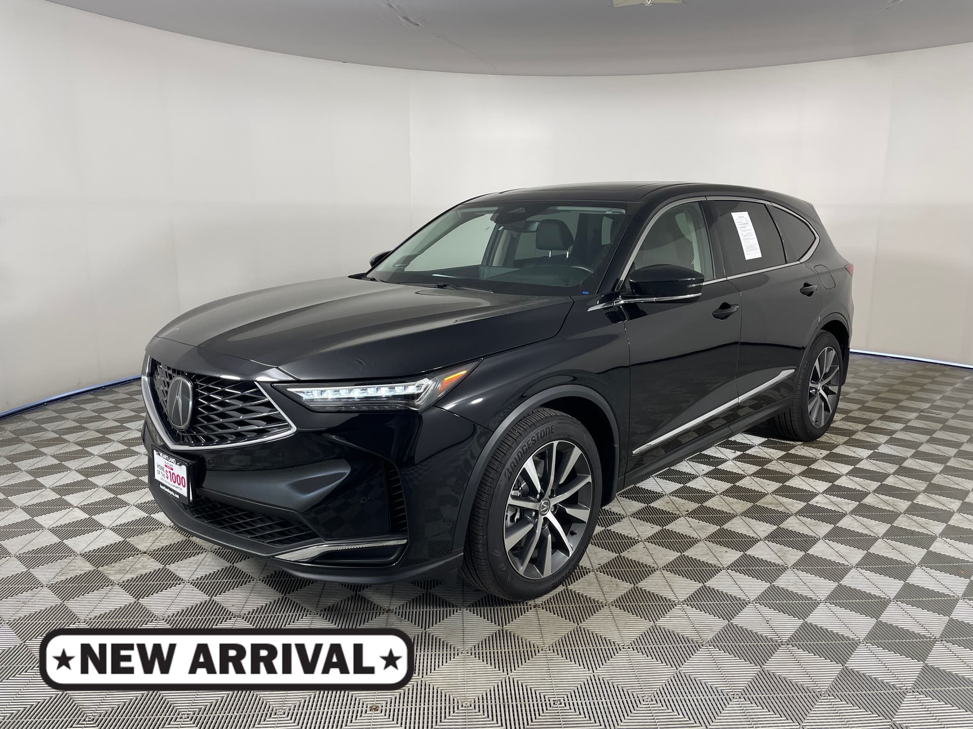 2025 Acura MDX Base — photo 1 of 17