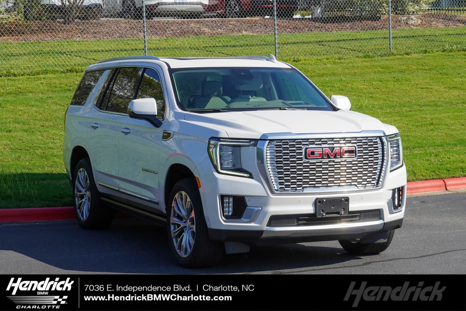 2024 GMC Yukon Denali — photo 1 of 40