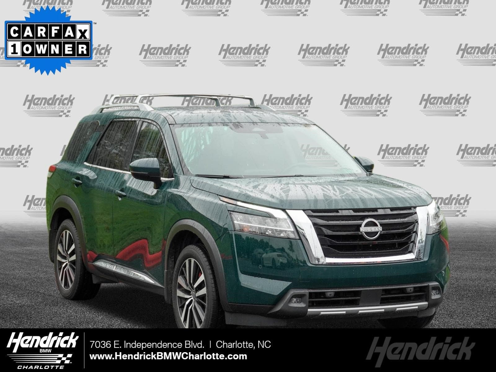 2024 Nissan Pathfinder Platinum — photo 1 of 41