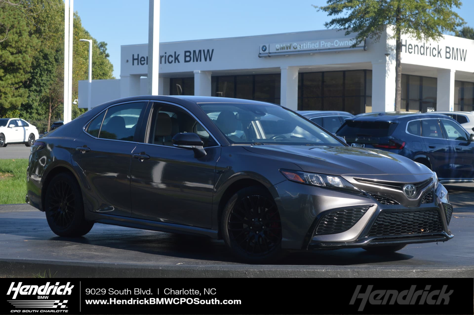 2021 Toyota Camry SE — photo 1 of 38