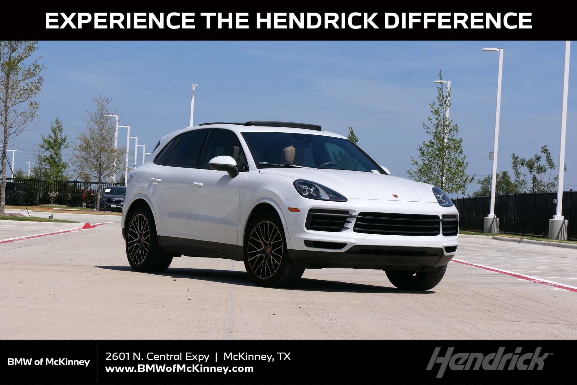 2020 Porsche Cayenne Base — photo 1 of 37