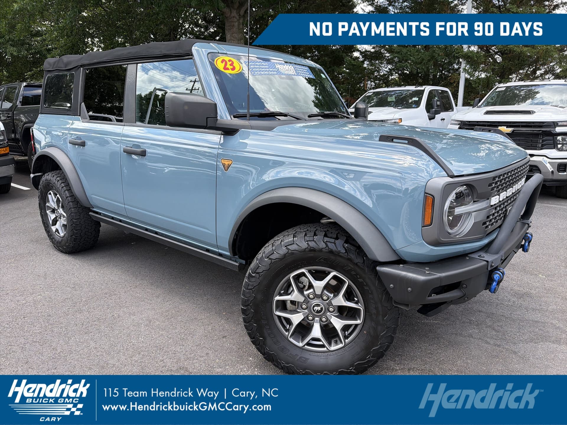 2023 Ford Bronco Badlands — photo 1 of 36