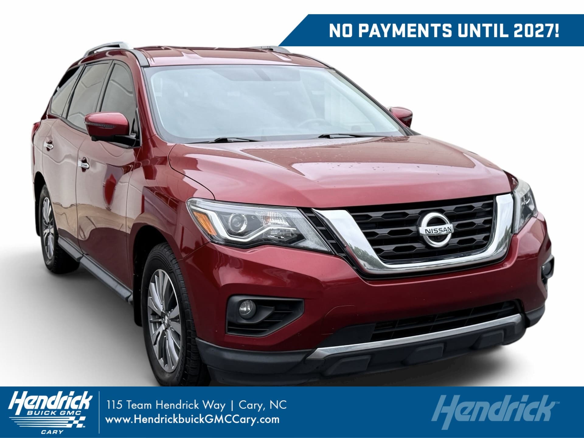 2020 Nissan Pathfinder SL — photo 1 of 35