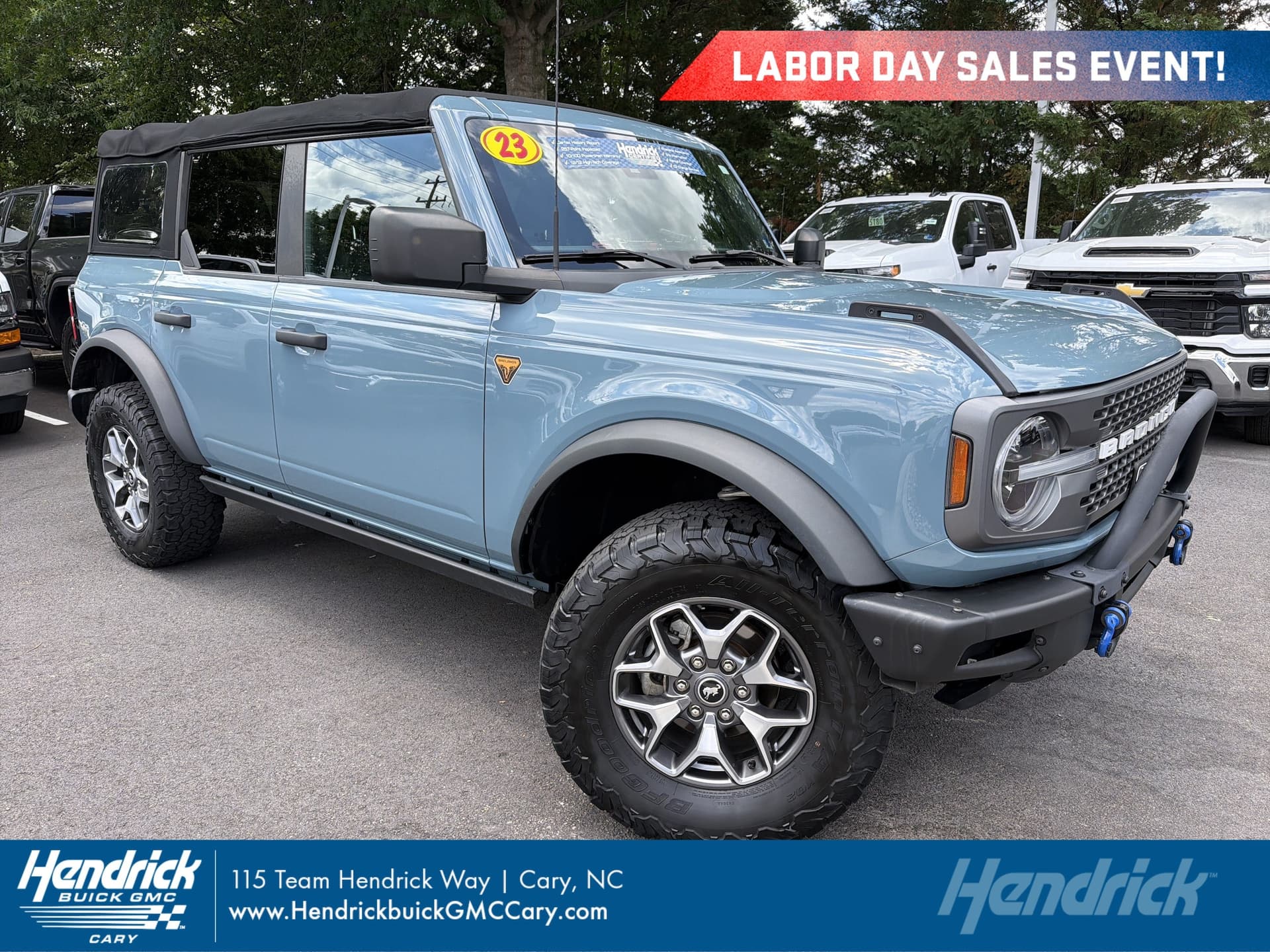 2023 Ford Bronco Badlands — photo 1 of 36
