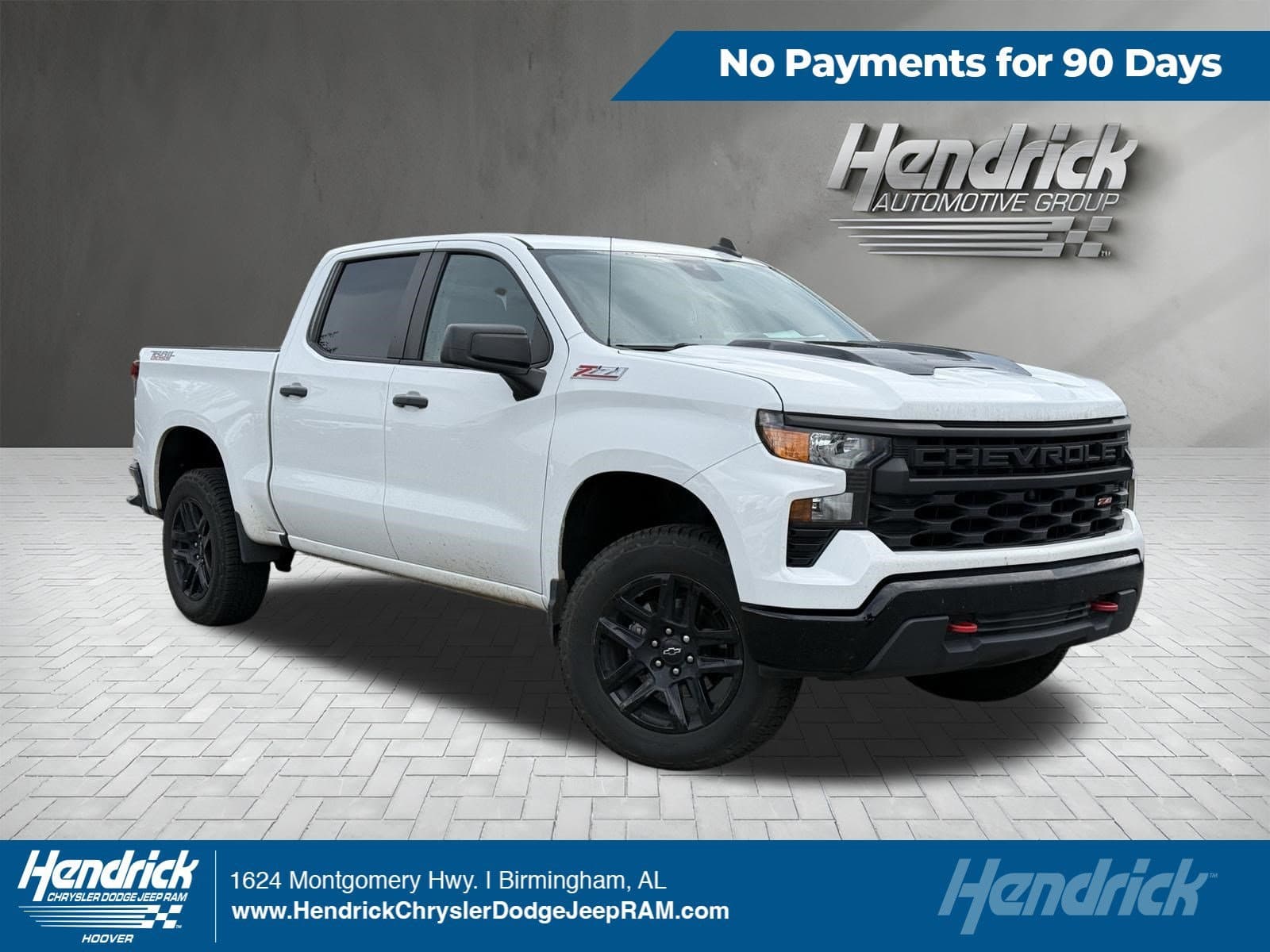 2023 Chevrolet Silverado 1500 Custom Trail Boss — photo 1 of 17