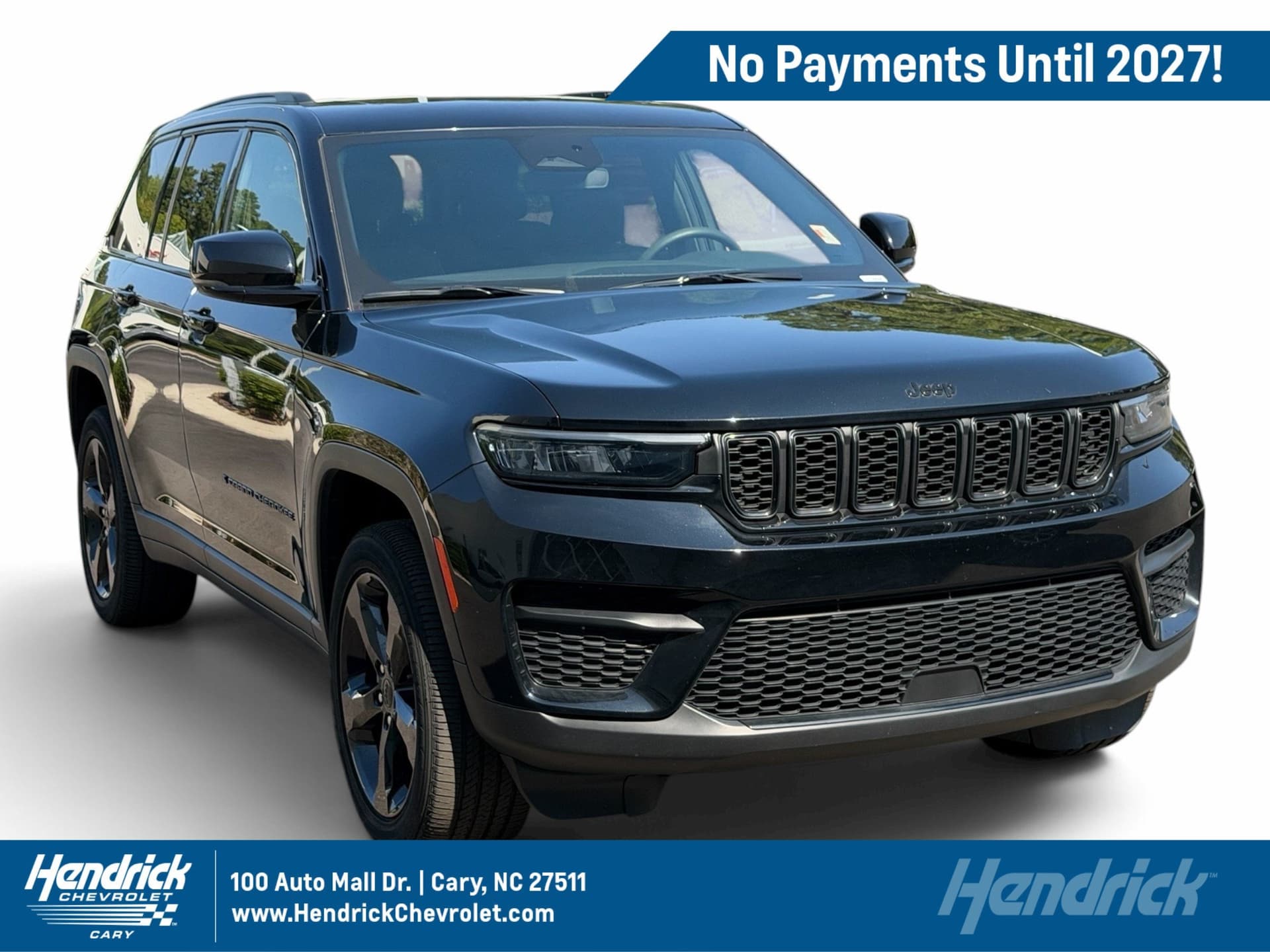 2023 Jeep Grand Cherokee Altitude — photo 1 of 36