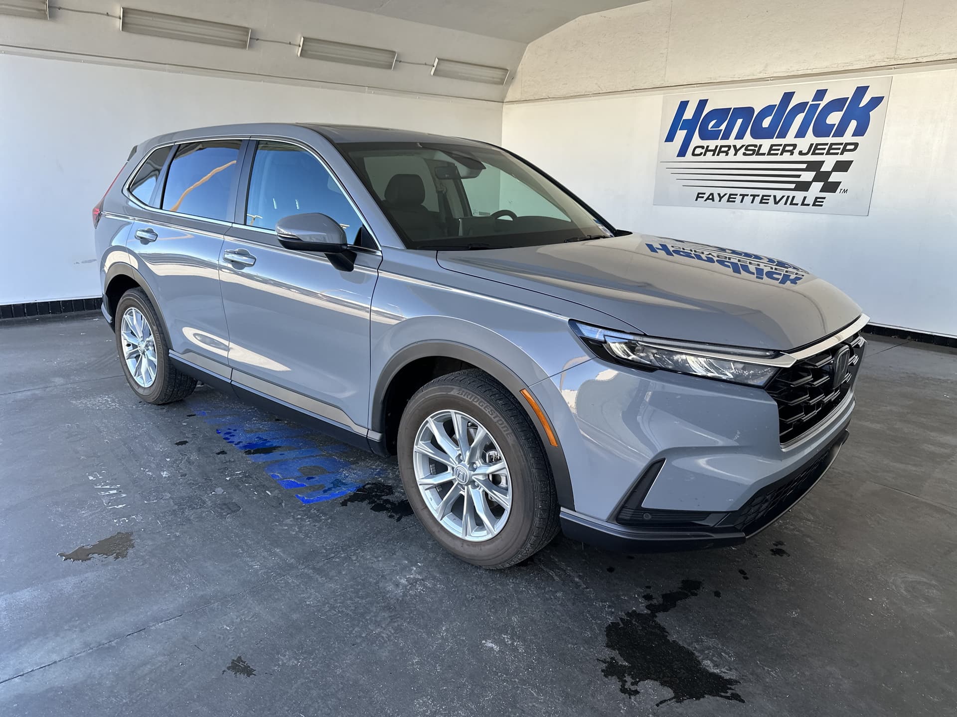 2024 Honda CR-V EX-L — photo 1 of 33