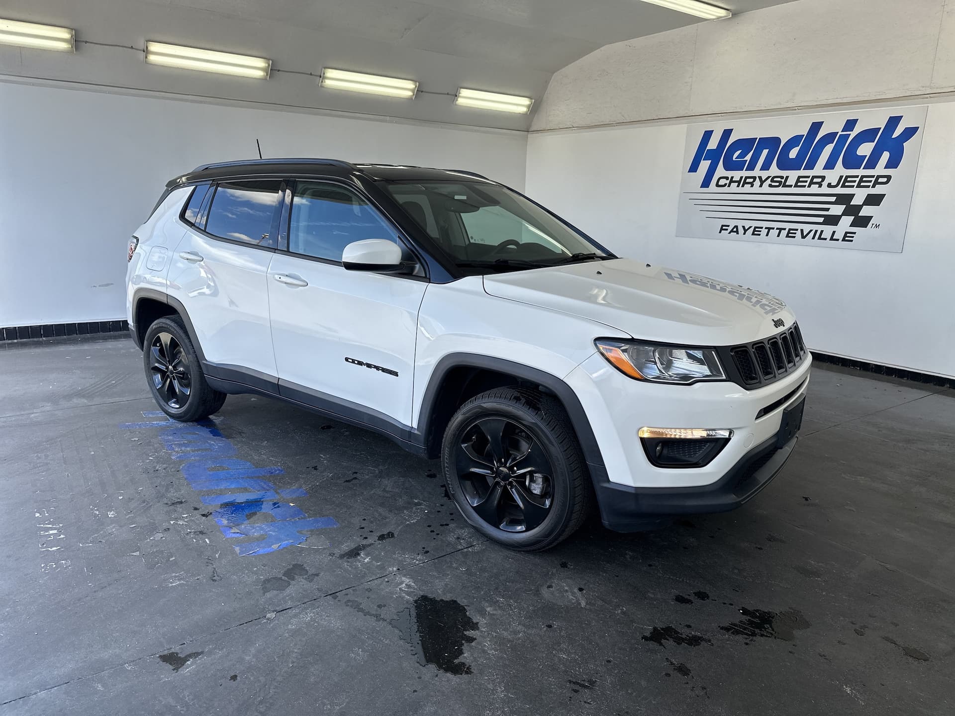 2019 Jeep Compass Altitude — photo 1 of 31