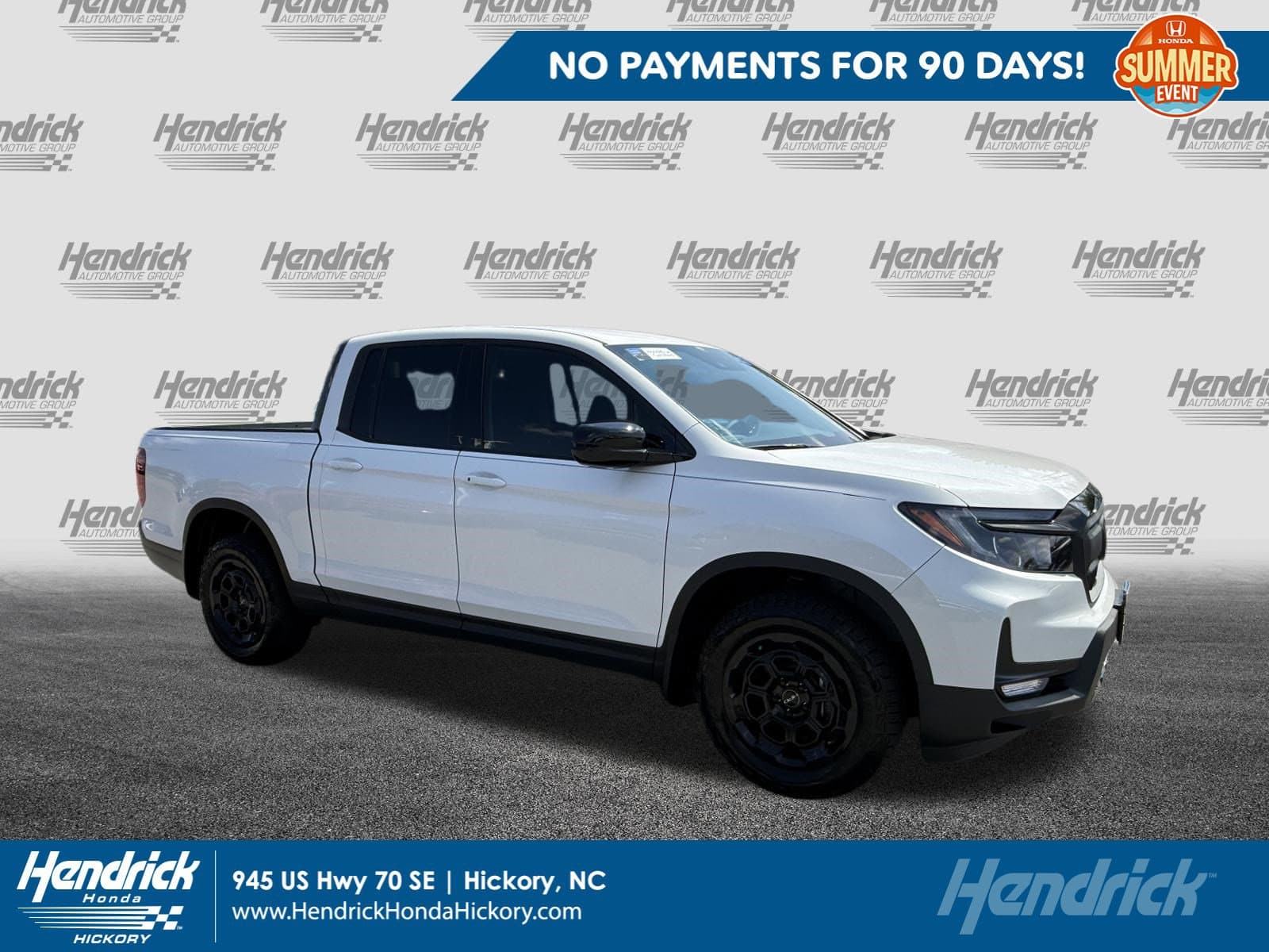 2025 Honda Ridgeline Sport — photo 1 of 36