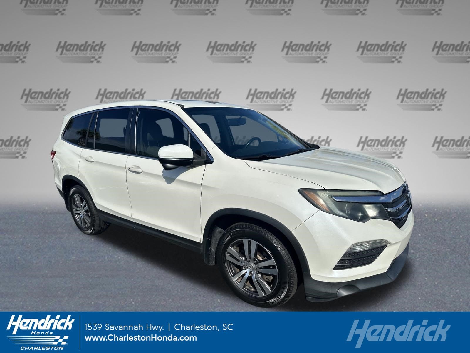 2016 Honda Pilot EX-L — photo 1 of 12