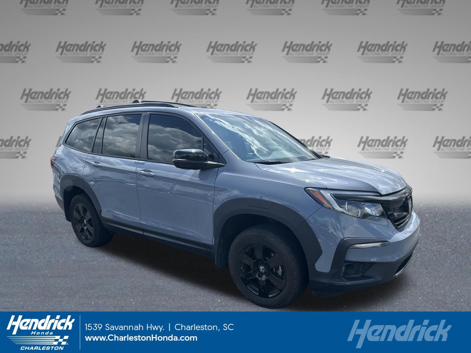 2022 Honda Pilot TrailSport — photo 1 of 12