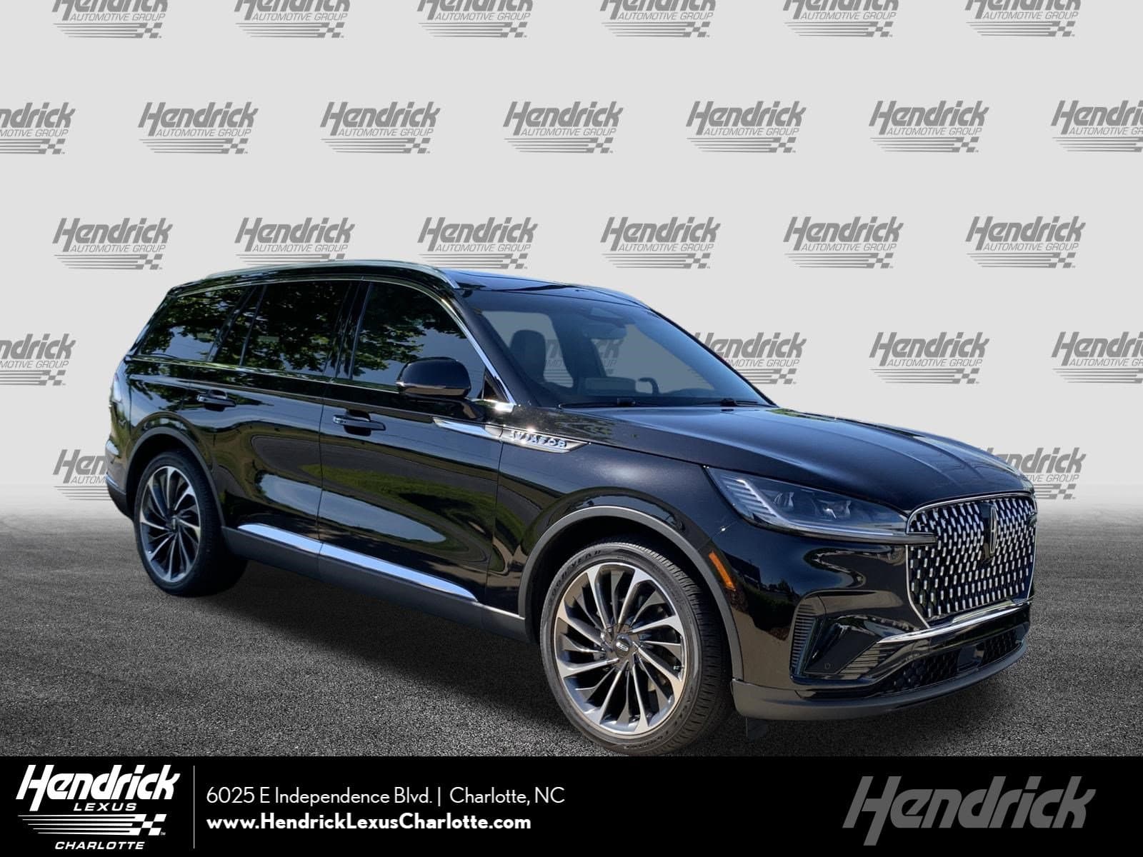 2025 Lincoln Aviator Reserve — photo 1 of 36