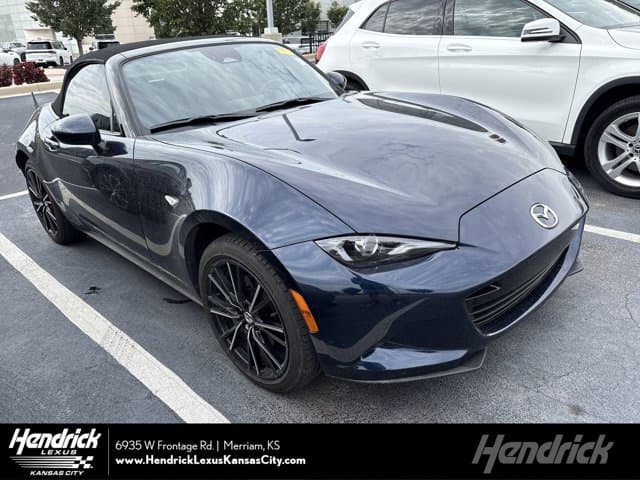 2025 Mazda MX-5 Miata Grand Touring — photo 1 of 8