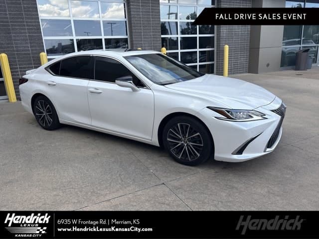 2024 Lexus ES ES 300h — photo 1 of 35