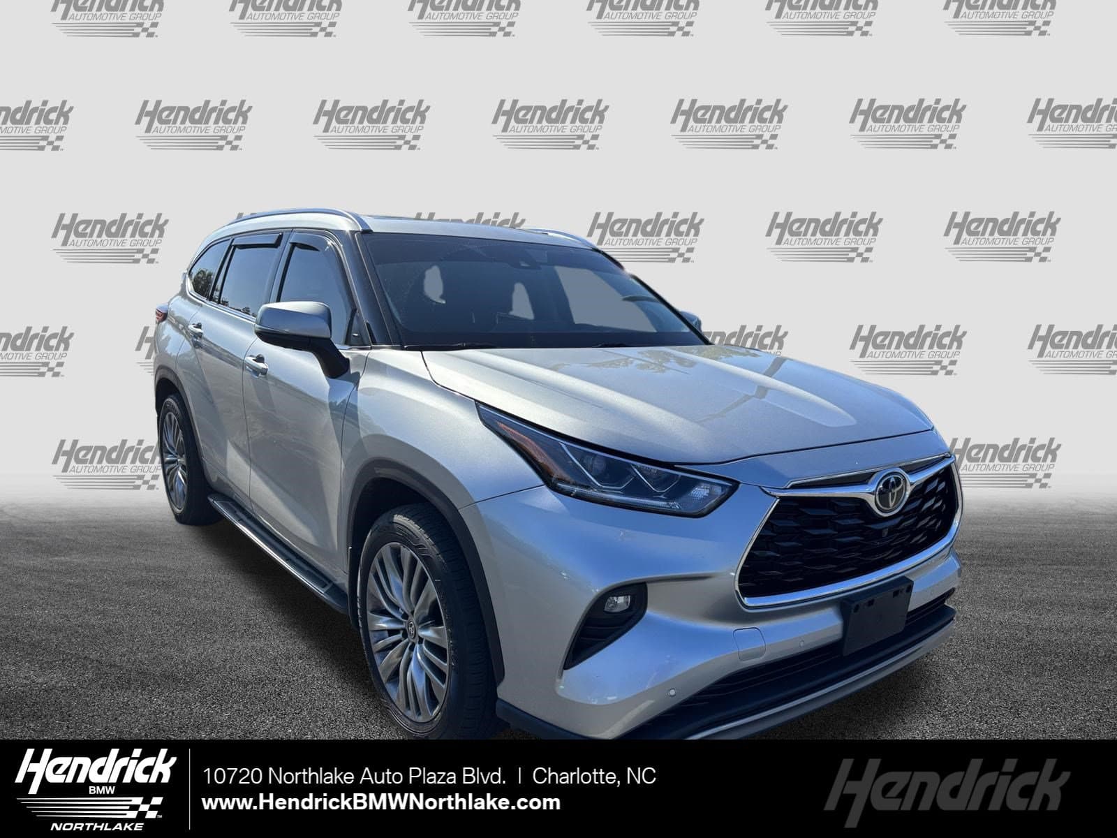 2022 Toyota Highlander Platinum — photo 1 of 38