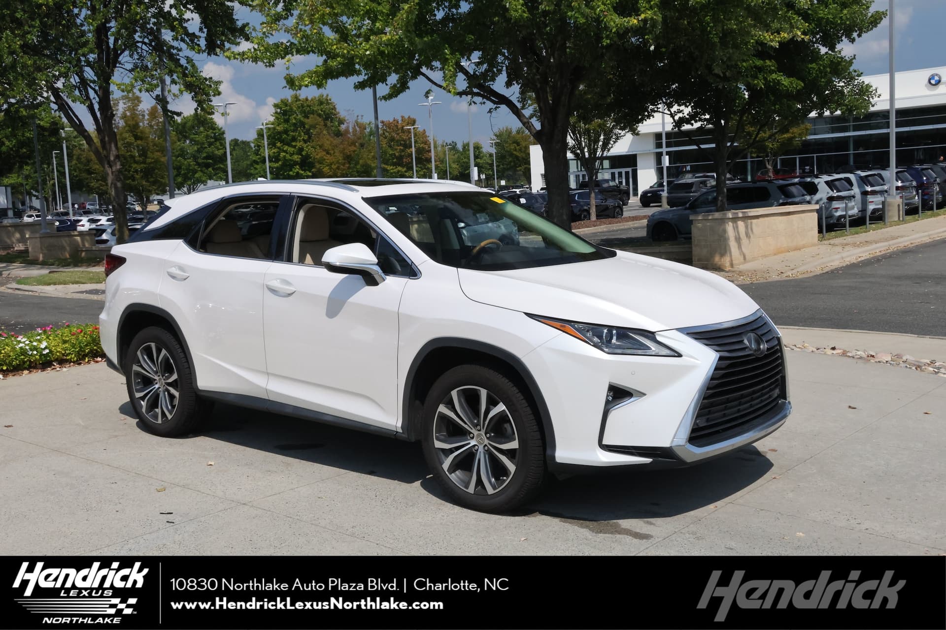 2017 Lexus RX Base — photo 1 of 36