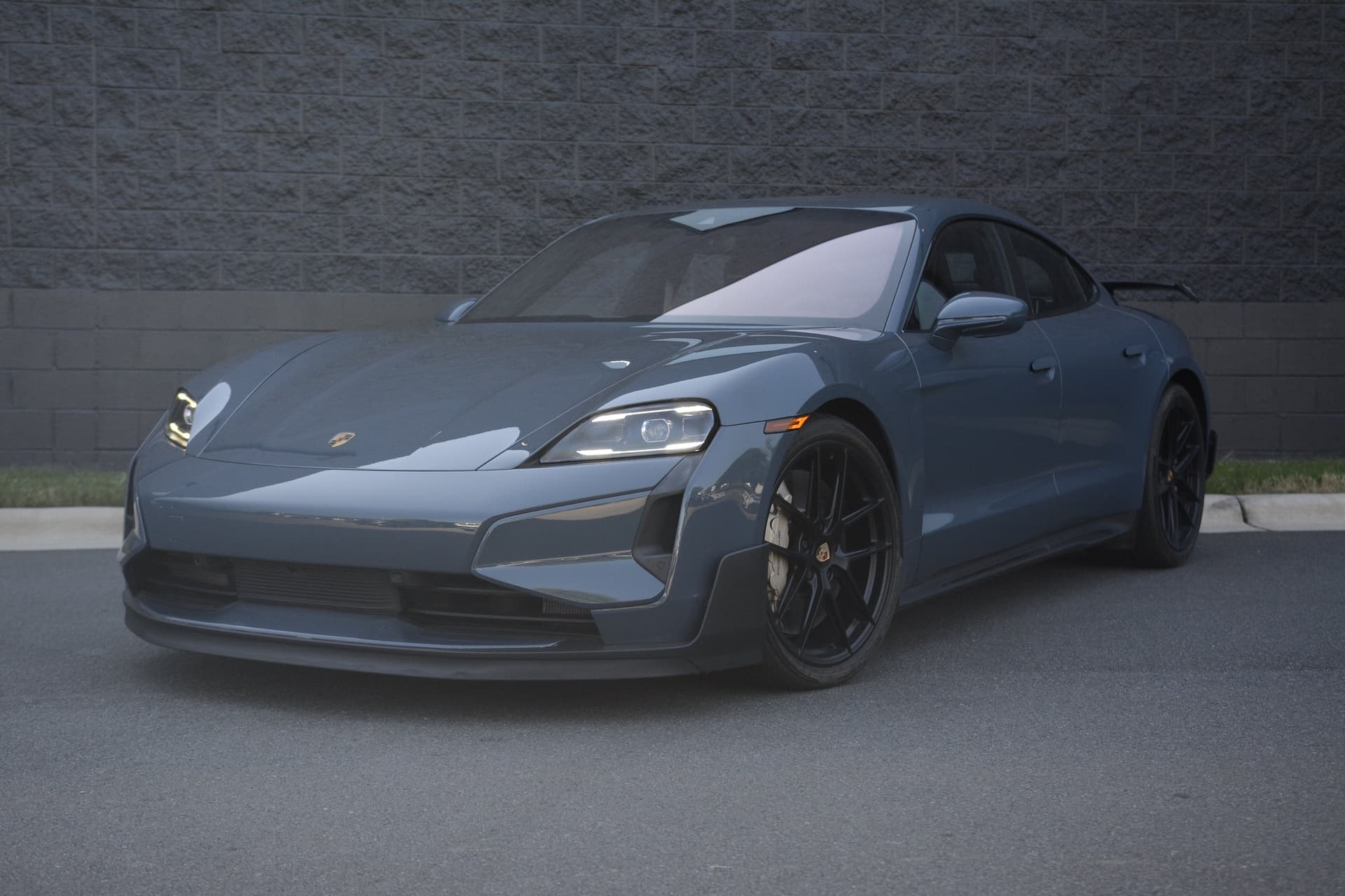 2025 Porsche Taycan Base — photo 1 of 45
